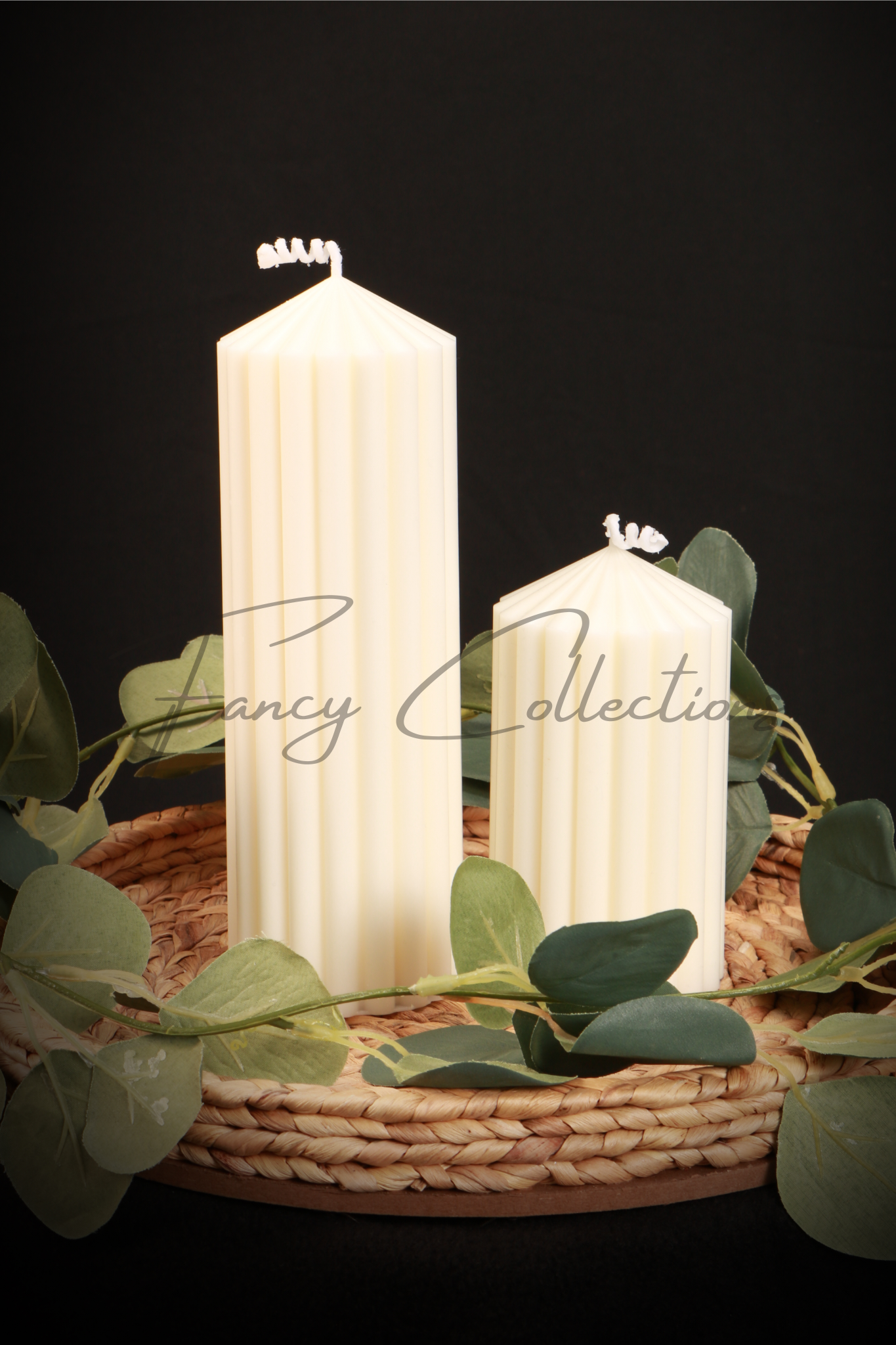 Aesthetic Luxury 3D Ribbed Pillar Shaped Candle